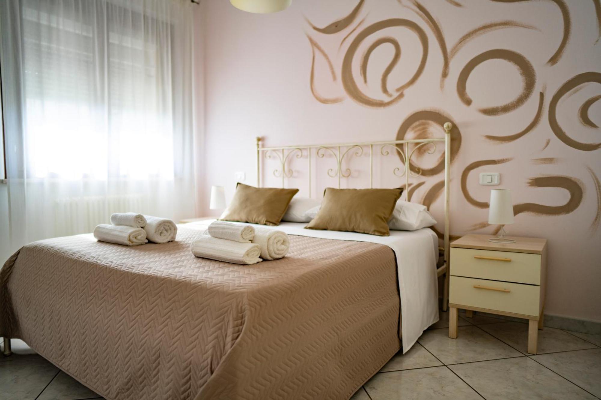 Casa Vacanze La Petite - Delizioso Bilocale A Due Passi Da Centro E Mare Porto Recanati Luaran gambar